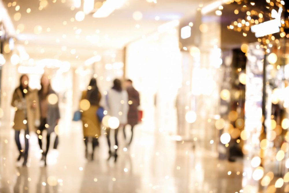  Holiday shoppers 